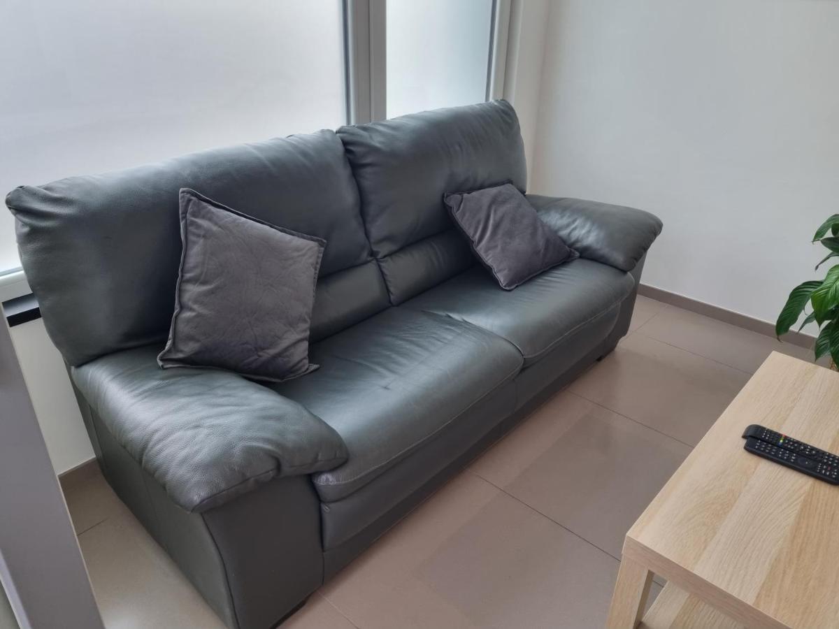 Maisonnette Entierement Renovee Givet Exterior foto